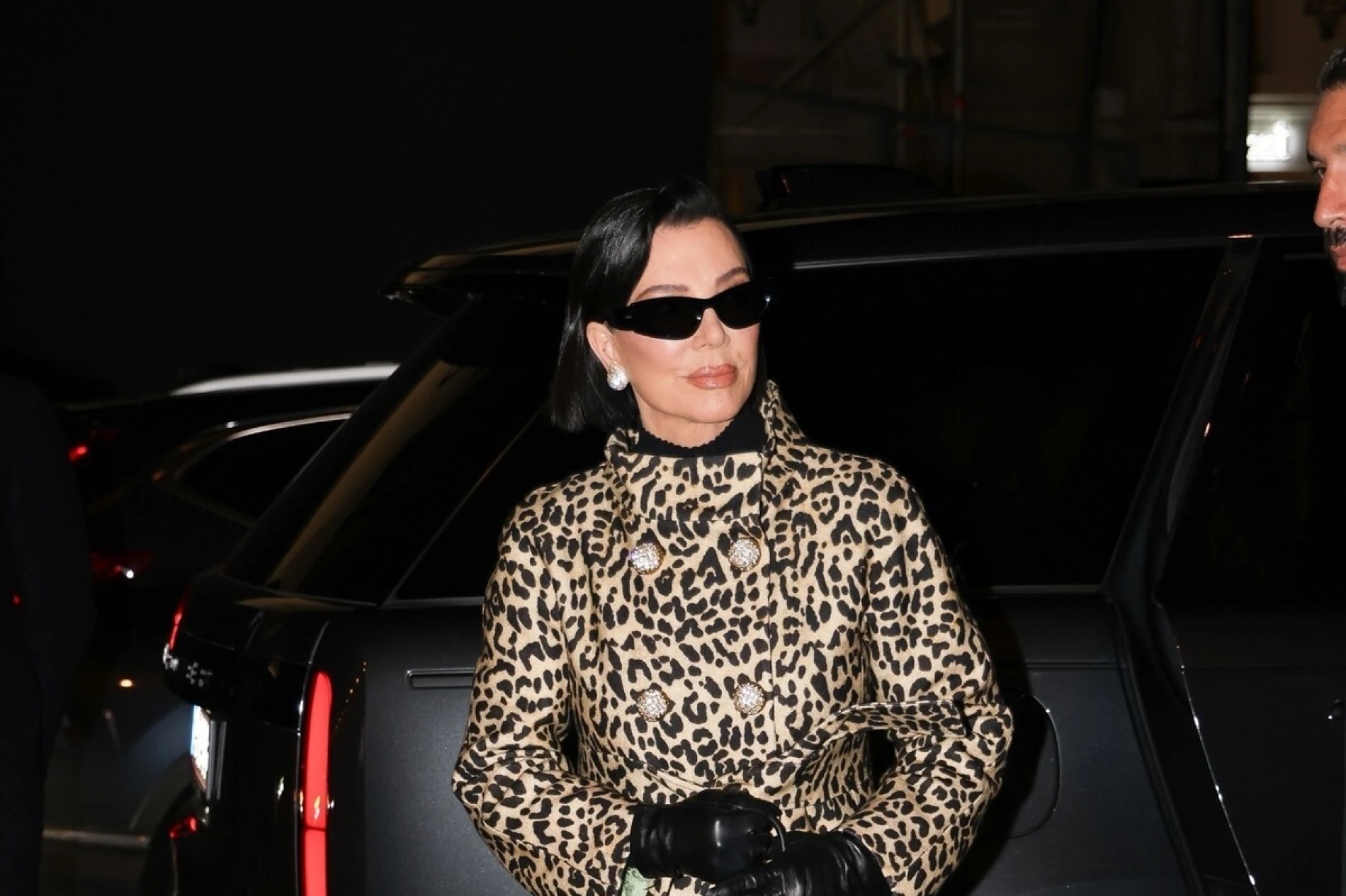 Kris Jenner nas je podsjetila koliko moćno izgleda leopard uzorak, pa smo potražili koji modeli su u ponudi