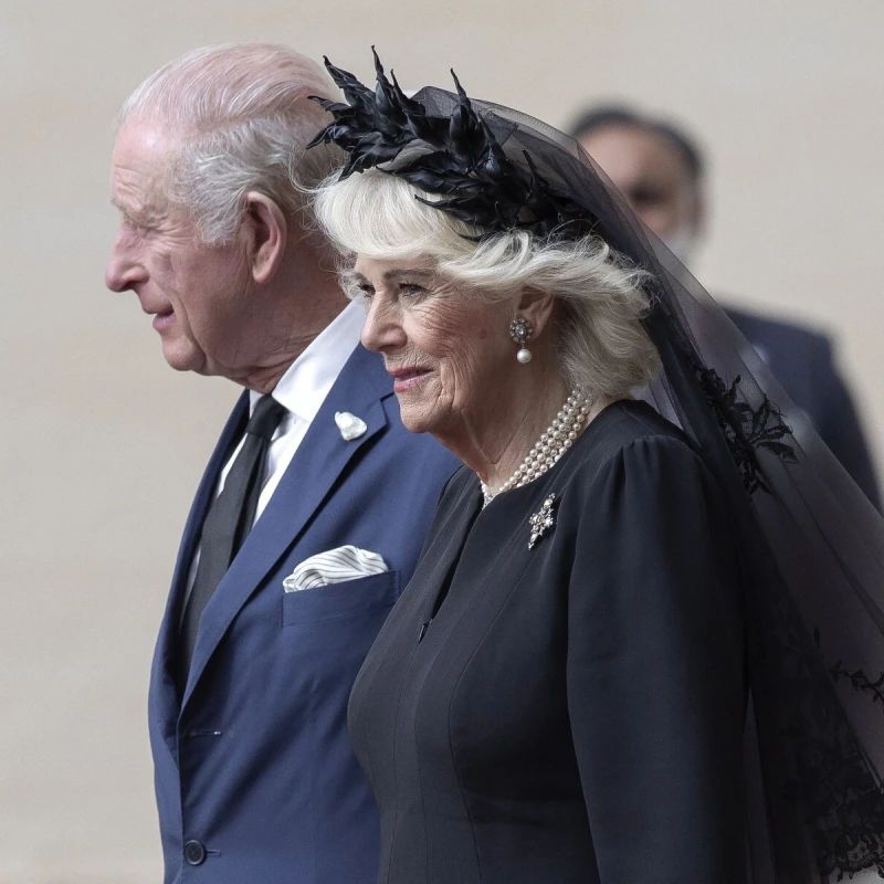 Posjet Vatikanu kralja Chalesa III. i kraljice Camille bio je prepun povijesno i modno značajnih trenutaka