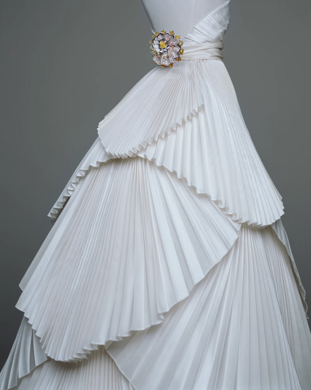 Nova knjiga donosi pogled na Dior kroz objektiv vizionarke Brigitte Niedermair