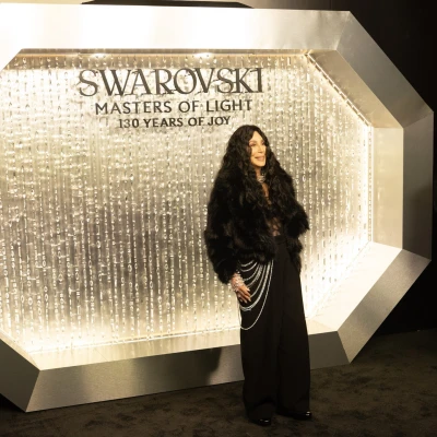 Cher je izgledala fantastično na otvorenju Swarovski izložbe