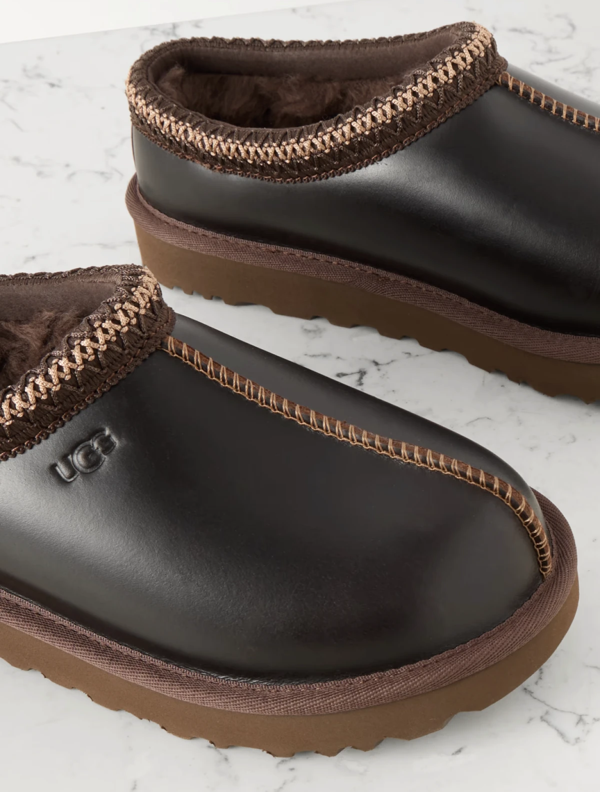 Ako ste ljubitelji UGG obuće, ovo morate dodati svojoj kolekciji: Kiša im ne može ništa