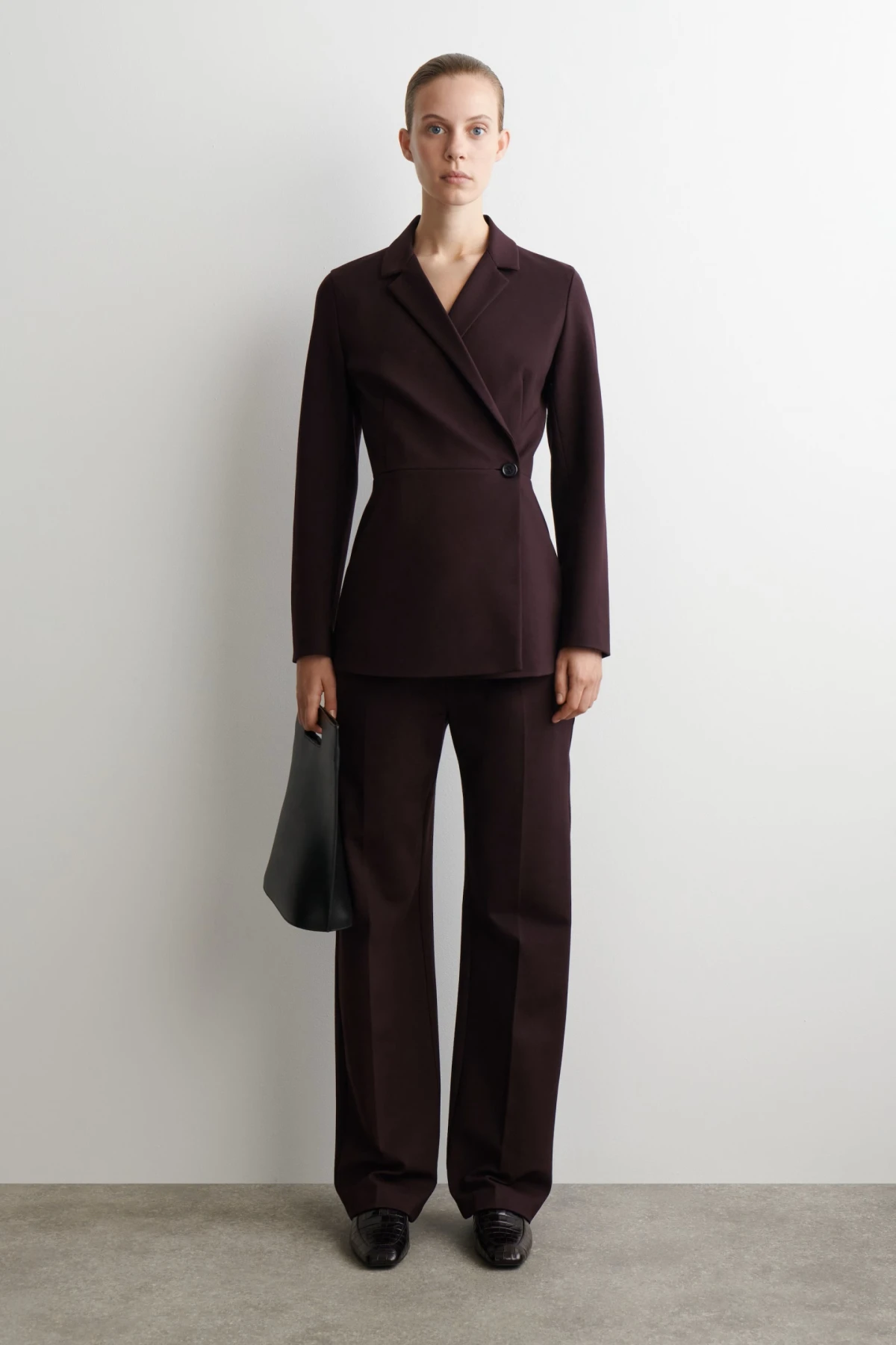 Odijela kao jedan od najelegantnijih stylinga za Elle Style Awards 2025