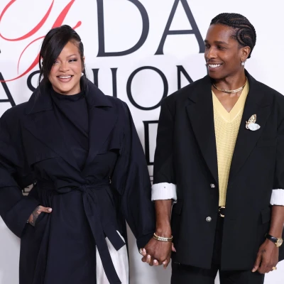 Sada su oboje službeno modne ikone: A$AP Rocky primio CFDA nagradu, a uz njega je bila Rihanna