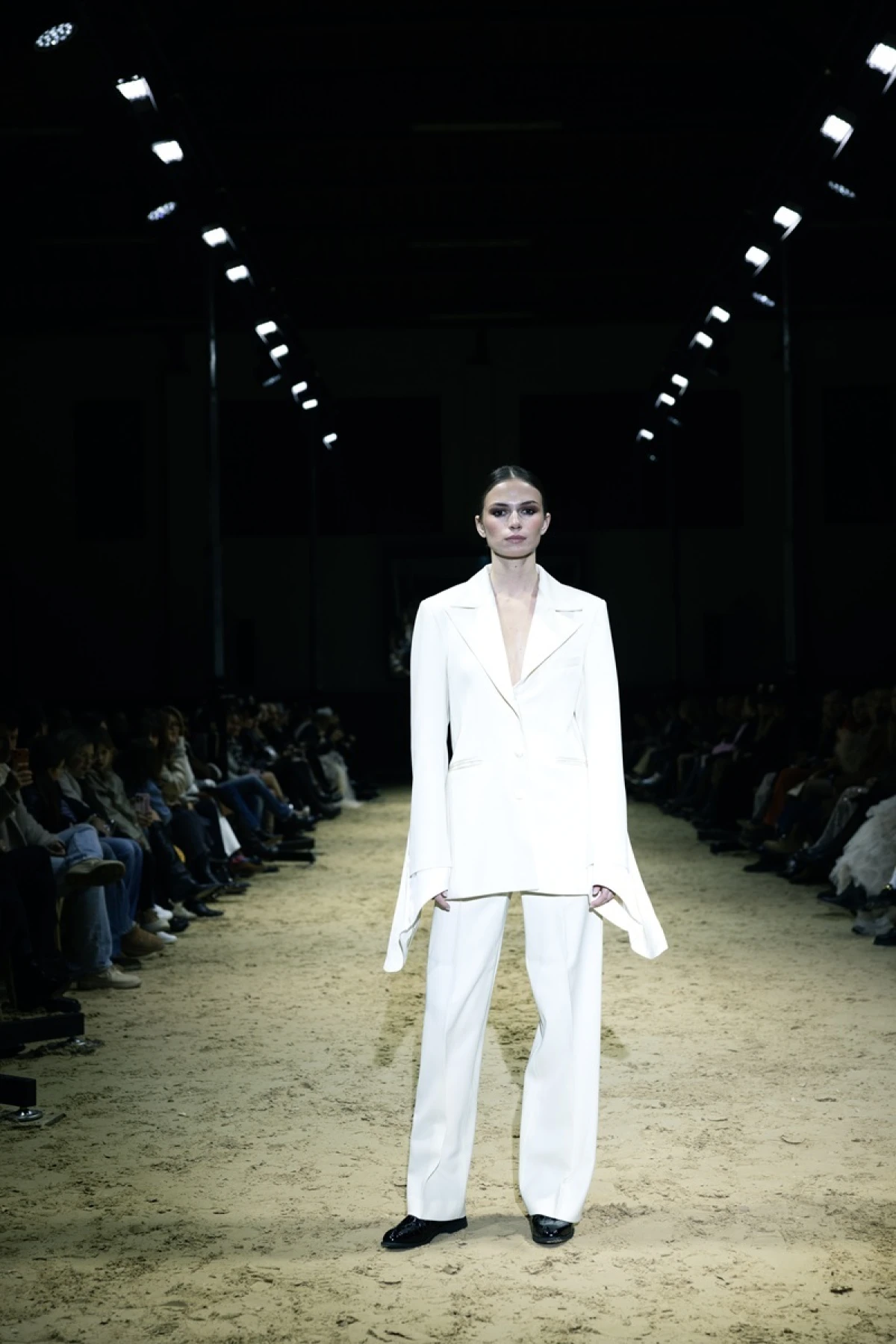 Lokomotiva by Lana Puljić ugalopirao u novu sezonu predstavljanjem kolekcije koja slavi jahanje