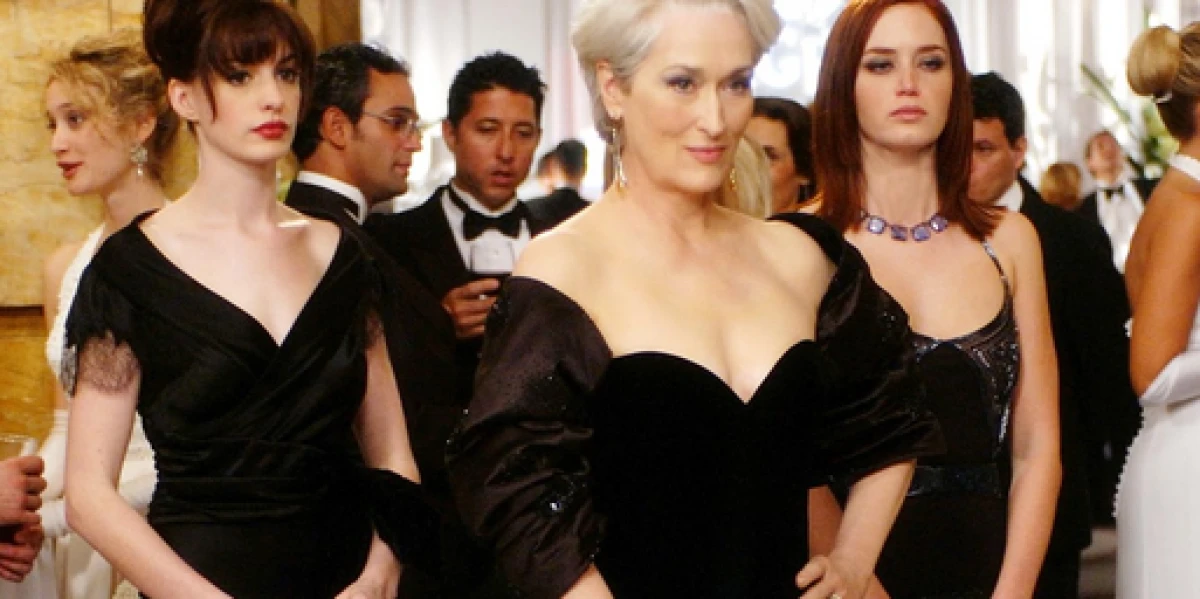 Nije Prada, ali je Valentino Garavani - Čini se da ćemo ponovno nositi salonke sa zakovicama