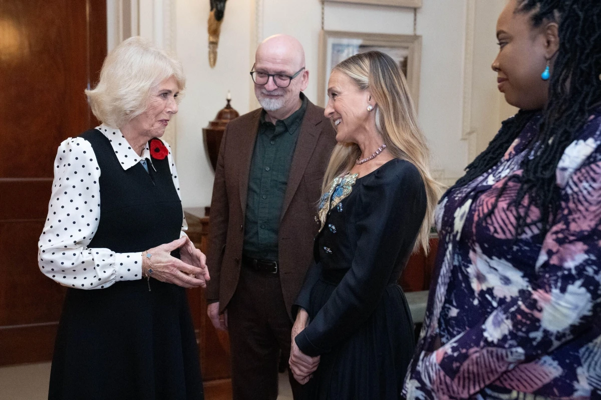 Susret modne i prave kraljice: Sarah Jessica Parker upoznala je kraljicu Camillu