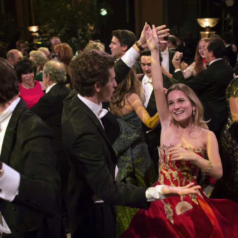 Najglamurozniji debi godine: ovih 5 djevojaka svi će gledati na Le Bal des Débutantes