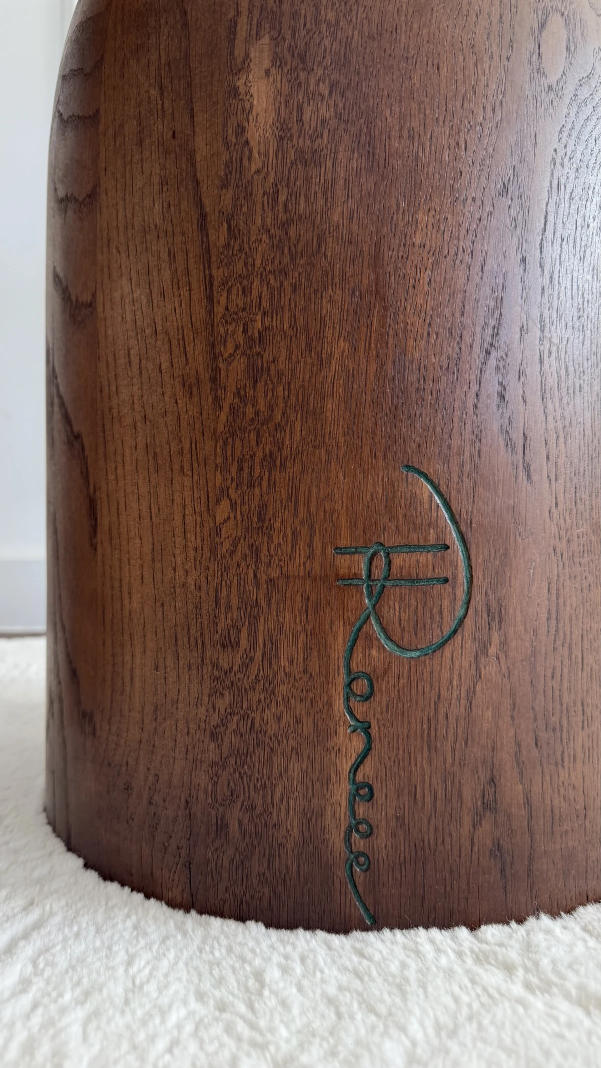 IReneee: Art stolovi, atmosfera i skulpture koje prostor pretvaraju u umjetnost