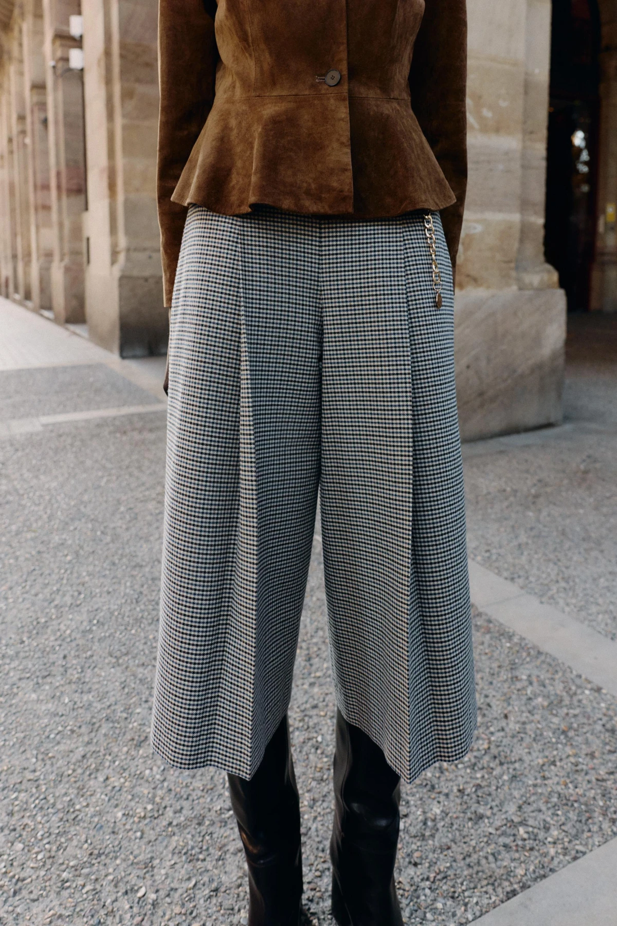 Karirani uzorak preplavio je trgovine, a ovo su naši omiljeni komadi iz ponude