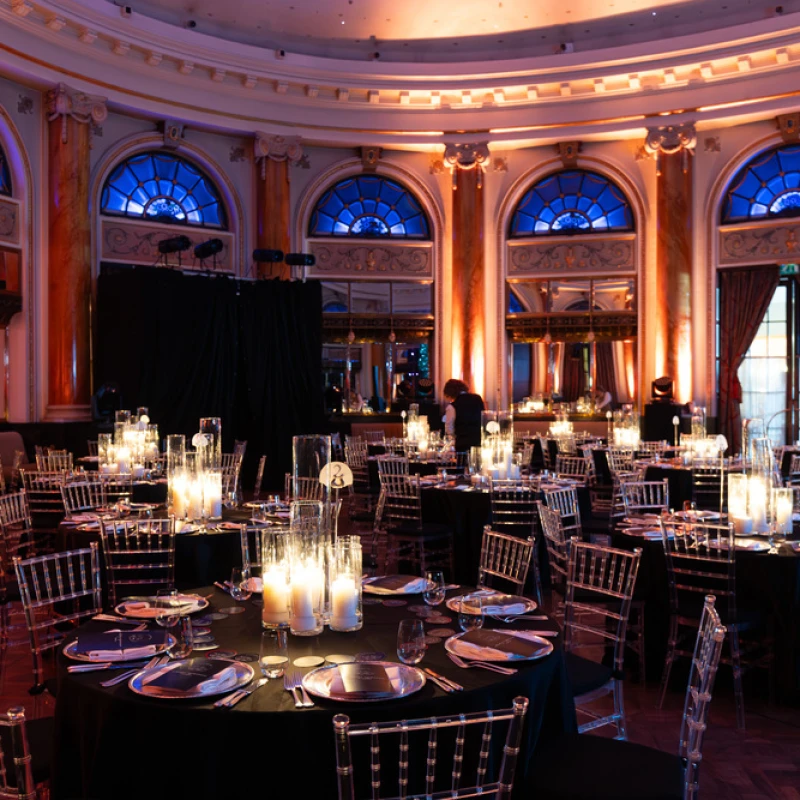 Sinoć je Hotel Esplanade zasjao u znaku Neba