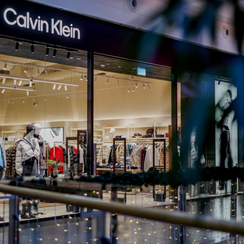 Minimalizam, moderne siluete i must-have komadi u novoj Clavin Klein trgovini u Zagrebu