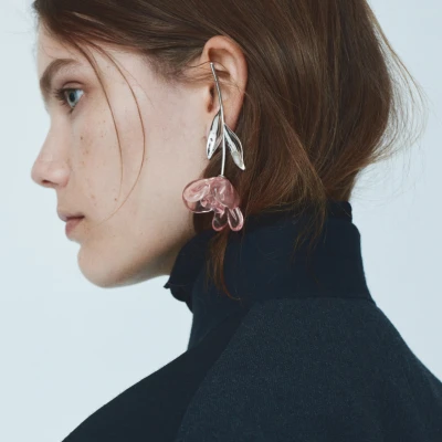 H&amp;M svaki dan ima odlične Black Friday popuste, a danas kupujemo posebne komade