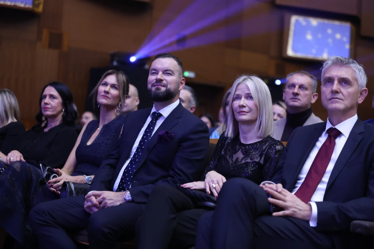 Croatia povezana pjesmom: Gala božićni koncert koji je spojio najbolje od hrvatske scene