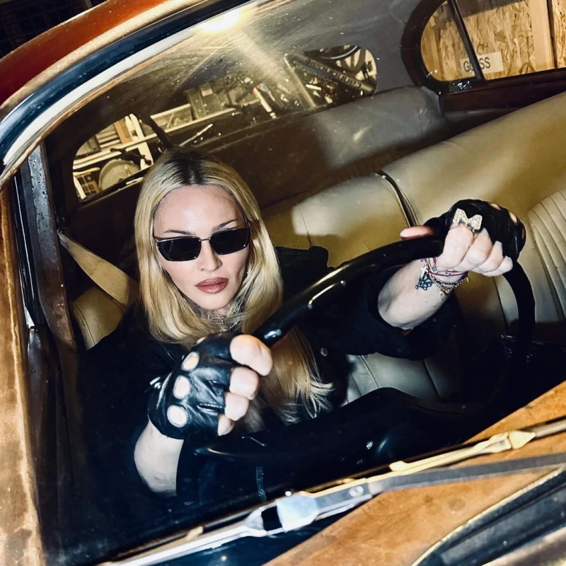 Madonna će na novom albumu imati obradu ovog kontroverznog talijanskog hita?