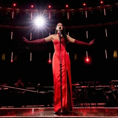 Dua Lipa oduševila obradom Shakirine pjesme, a Shakira joj odgovorila dirljivom porukom