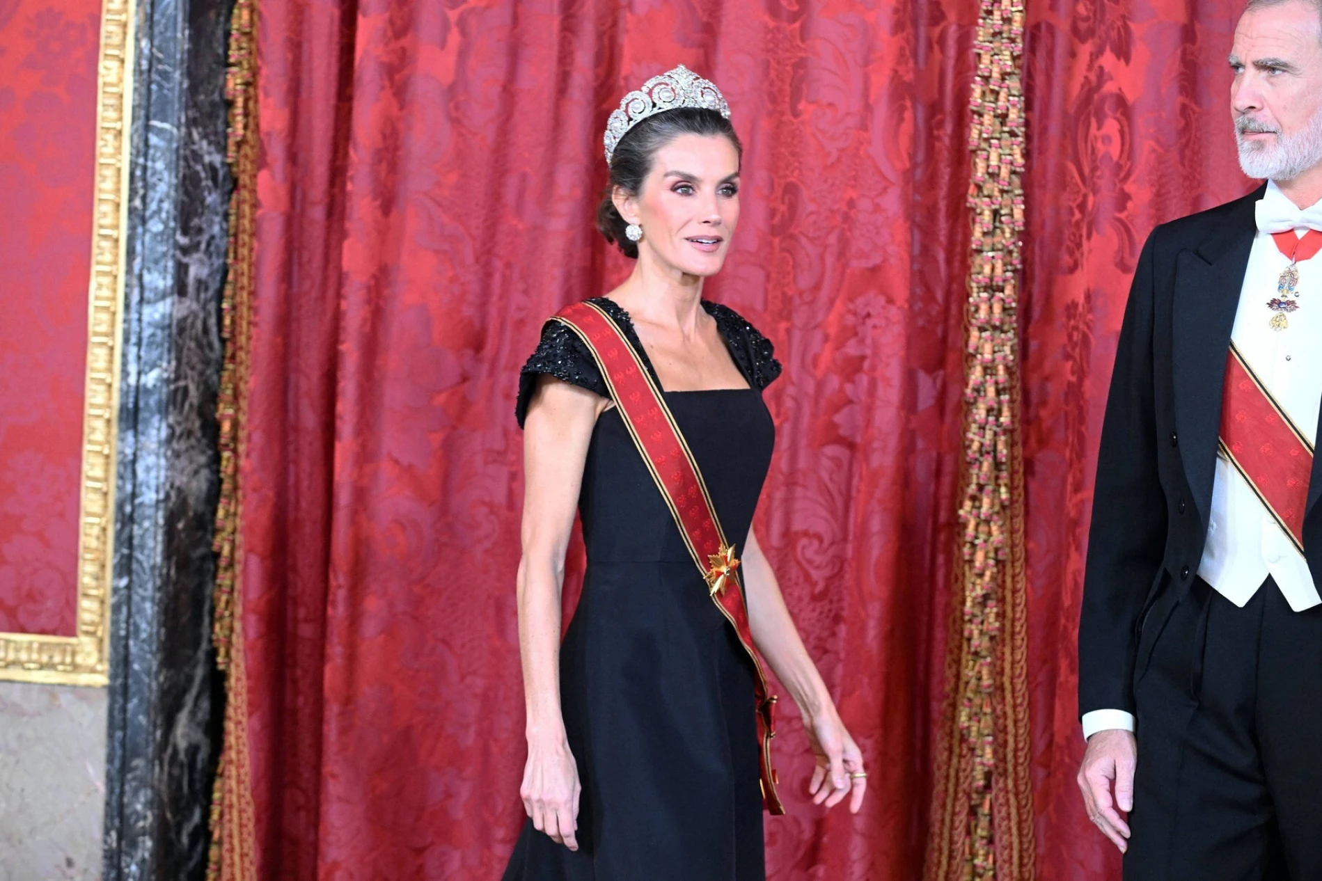 Kraljica Letizia je na državnoj večeri zablistala s rijetkom Cartier tijarom