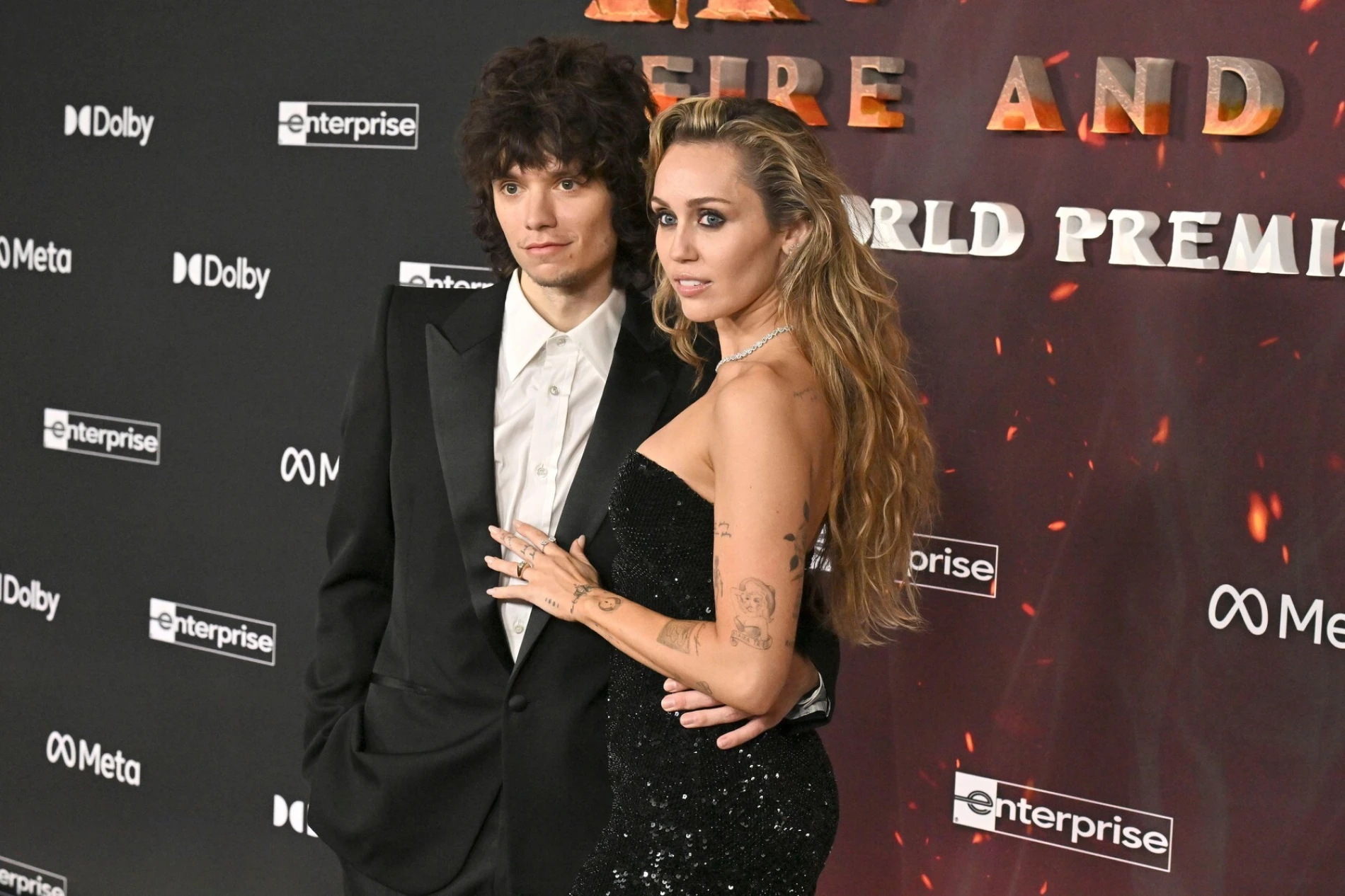 Miley Cyrus se zaručila nakon 4 godine veze s Maxxom Morandom!