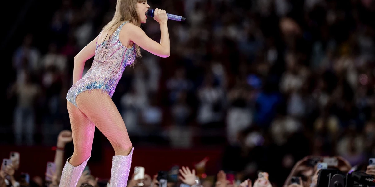 Kraj jedne ere: Taylor Swift predstavlja film sa zadnjeg koncerta Eras turneje