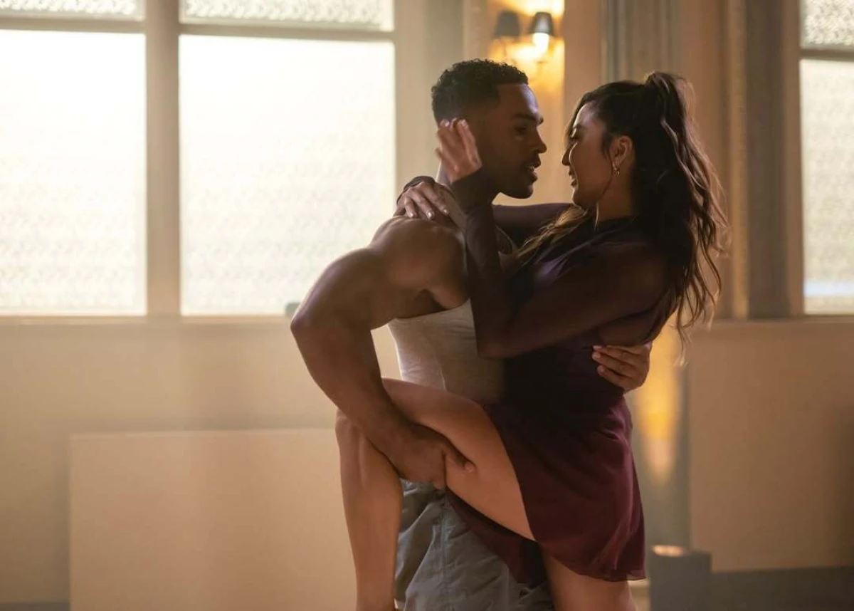 Stigao je novi trailer za petu sezonu serije Emily u Parizu!