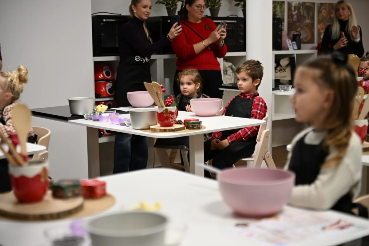 Ovo je hranilica za djecu koja spašava stvar u bezbroj situacija