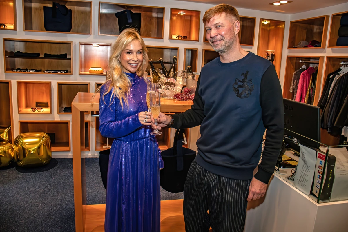 Joka Studio predstavio prve večernje haljine i torbu “Krug”