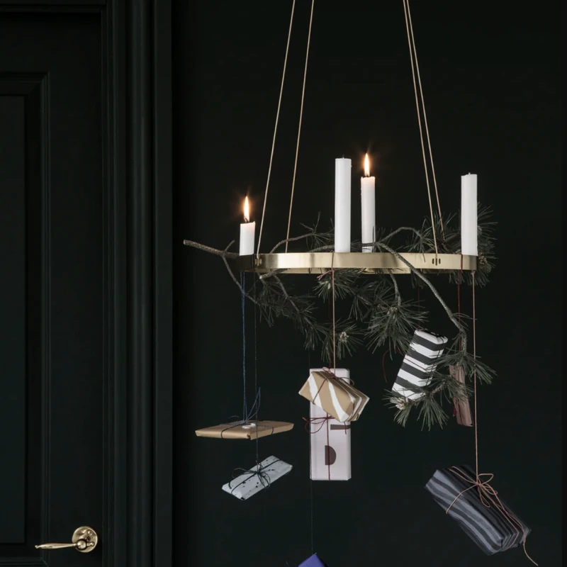 Tradicija s dodirom modernog: Ovaj viseći svijećnjak je novi blagdanski must-have