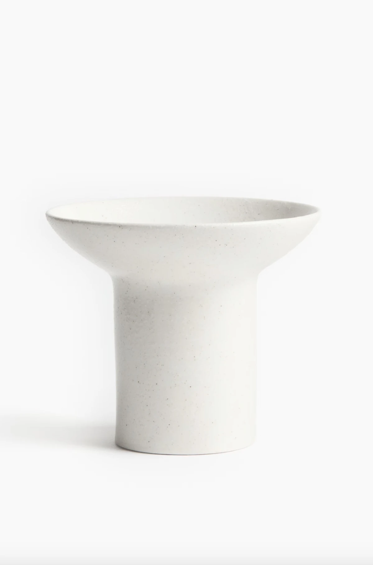 U H&amp;M Homeu smo prona&scaron;li poslužavnike za desert idealne za blagdane, ali i za ostatak godine