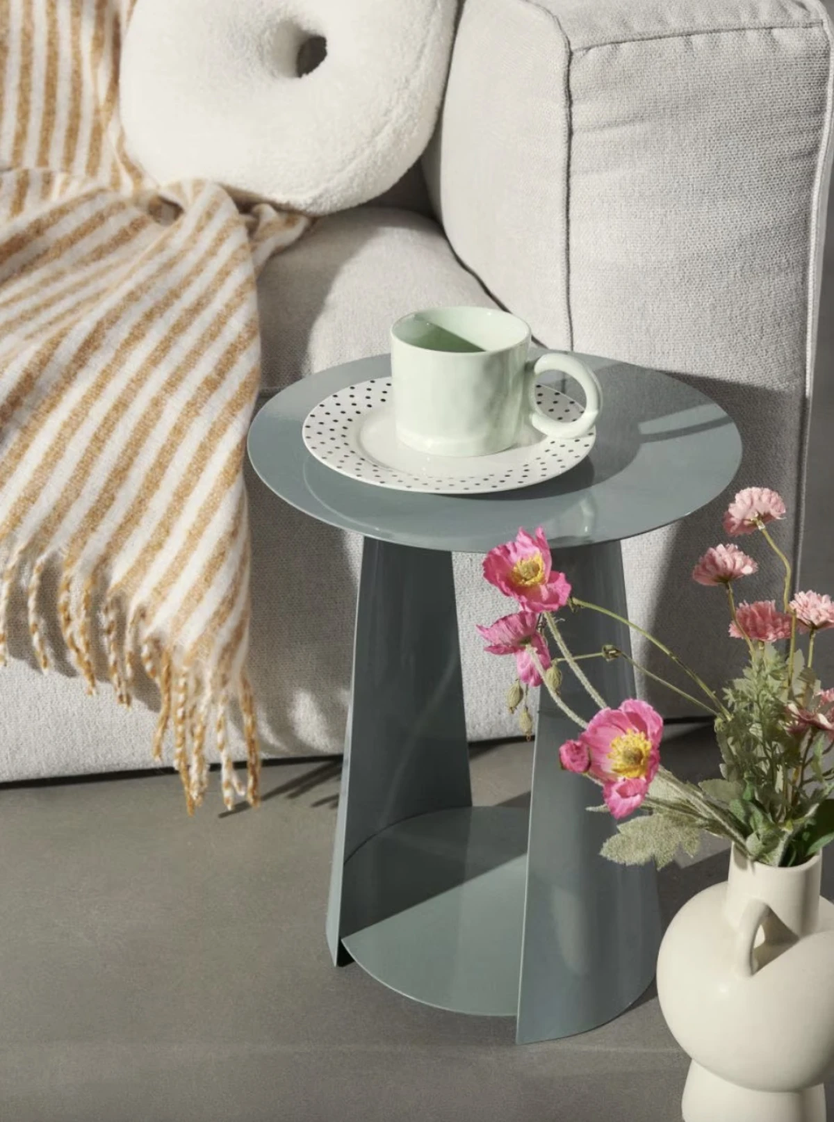 Prona&scaron;li smo najljep&scaron;e decor poklone do 30 eura (i sada ih želimo sve)