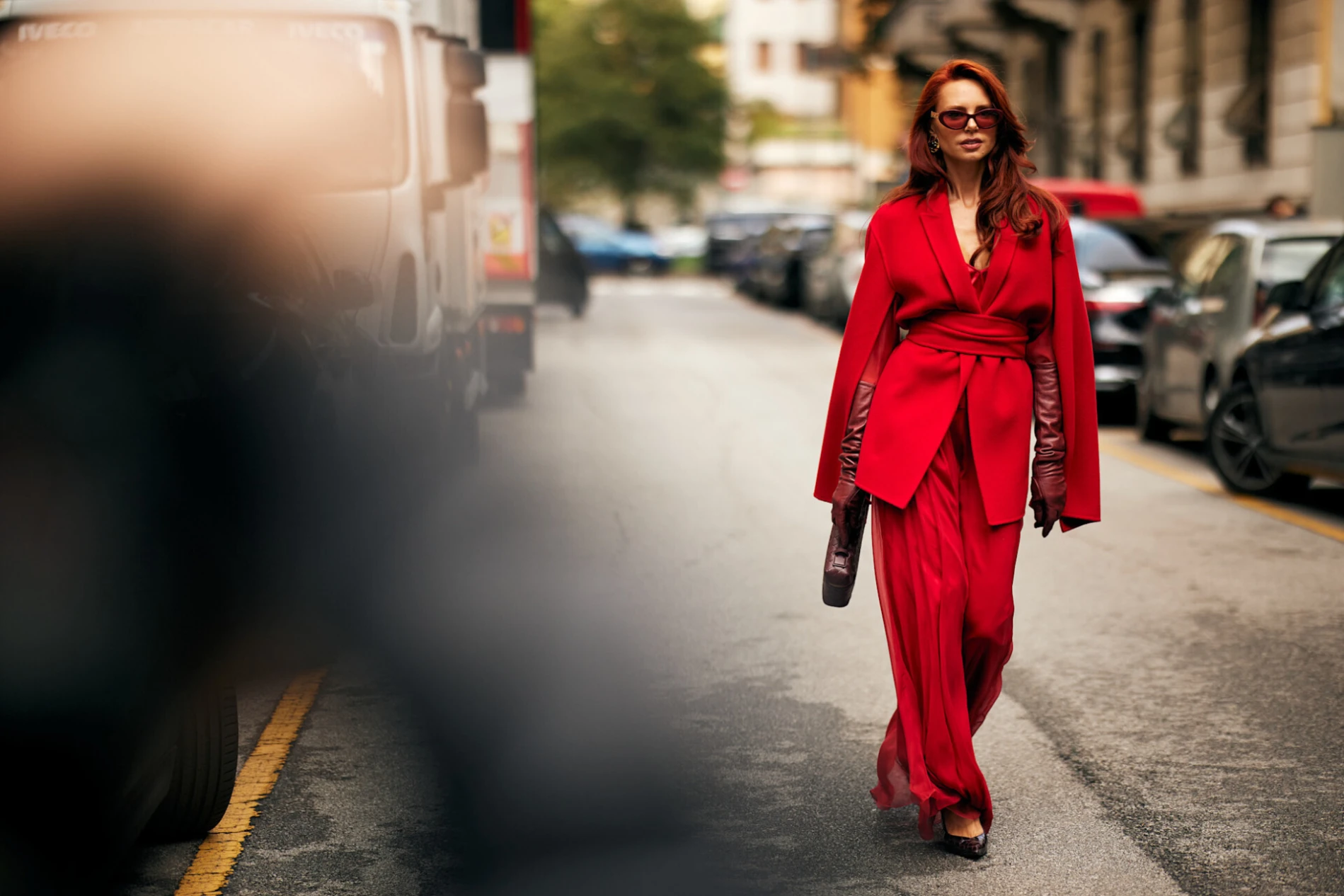 Crveni blejzeri su komad koji svaku kombinaciju podižu u trenu, a idealni su za blagdane