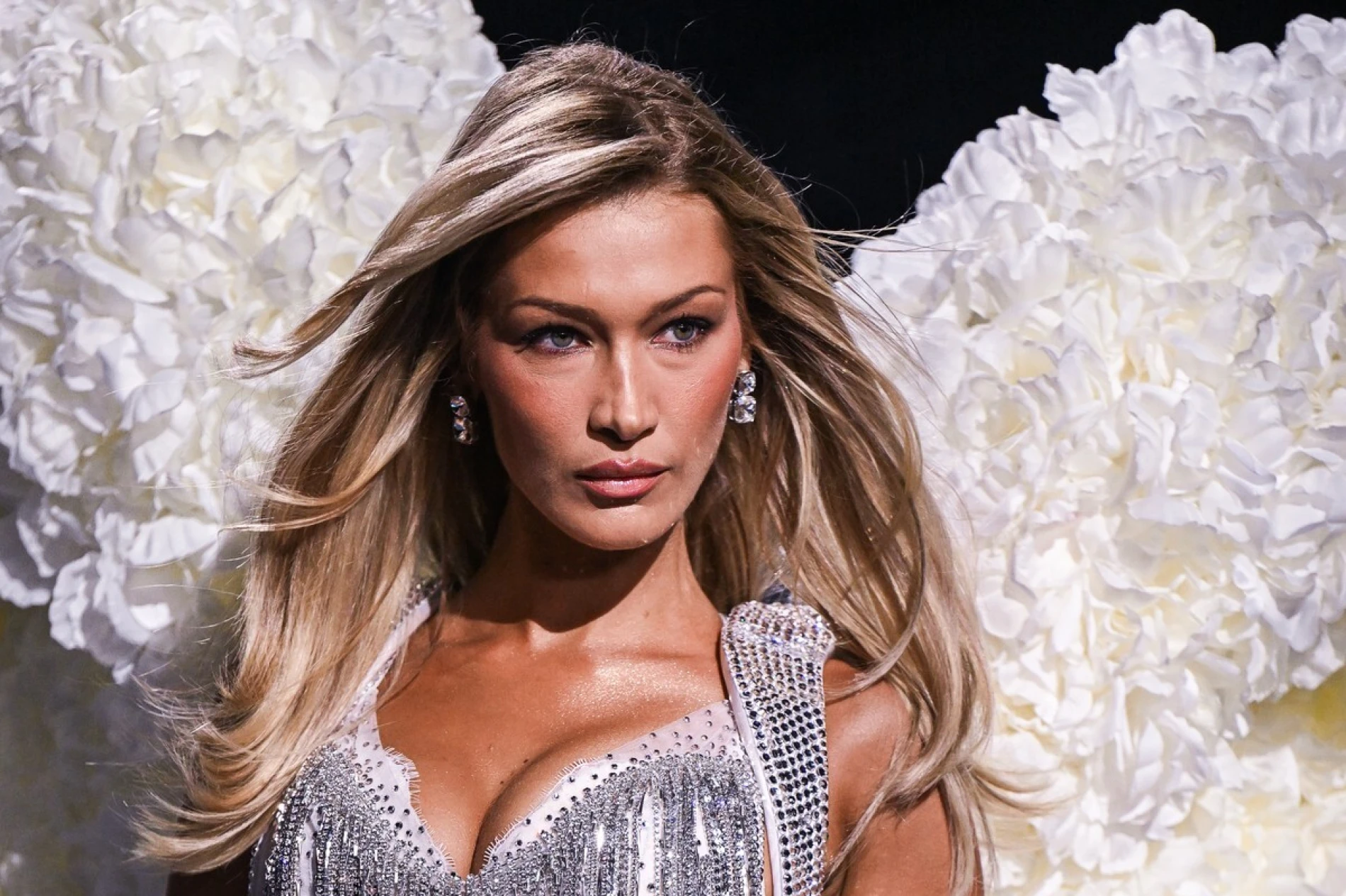 The Beauty: Nova, mračna serija u kojoj glumi Bella Hadid