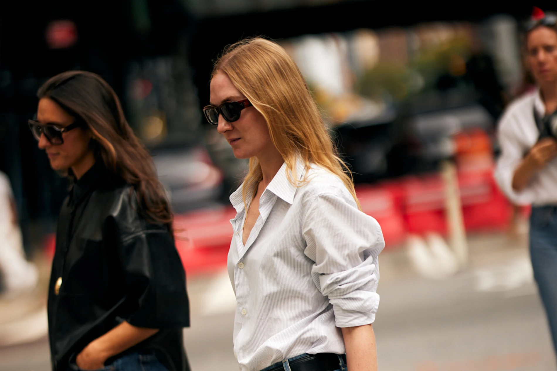 Svi znamo onu jednu ženu koja voli minimalizam, a evo s kojim modnim poklonima nema pogre&scaron;ke