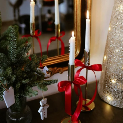 Prona&scaron;li smo najljep&scaron;e svijećnjake i svijeće za pravu blagdansku čaroliju