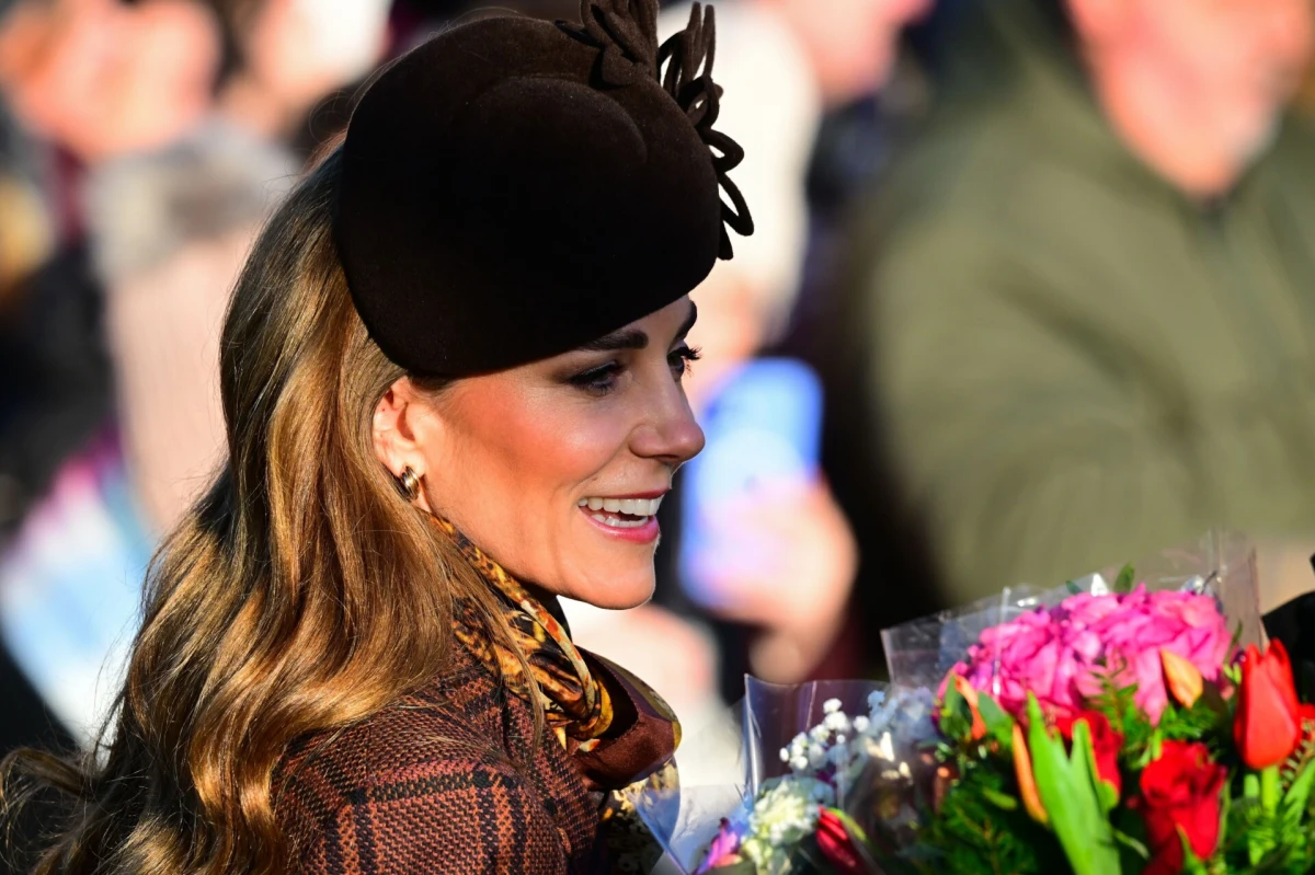 Kate Middleton nas je odu&scaron;evila u svom omiljenom kaputu na božićnom obilasku Sandringhama