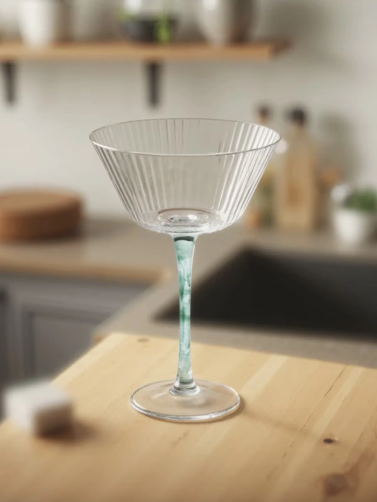 Prona&scaron;li smo super rekvizite za doček Nove godine kod kuće po vrlo povoljnim cijenama