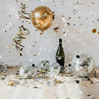 Prona&scaron;li smo super rekvizite za doček Nove godine kod kuće po vrlo povoljnim cijenama