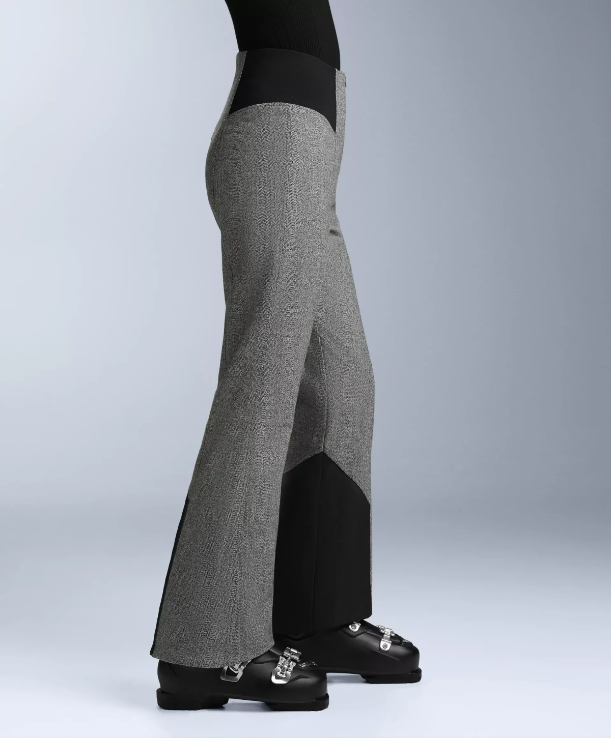 Sezona skijanja je u tijeku, a mi smo prona&scaron;li stylish skija&scaron;ko odijelo za manje od 300 eura