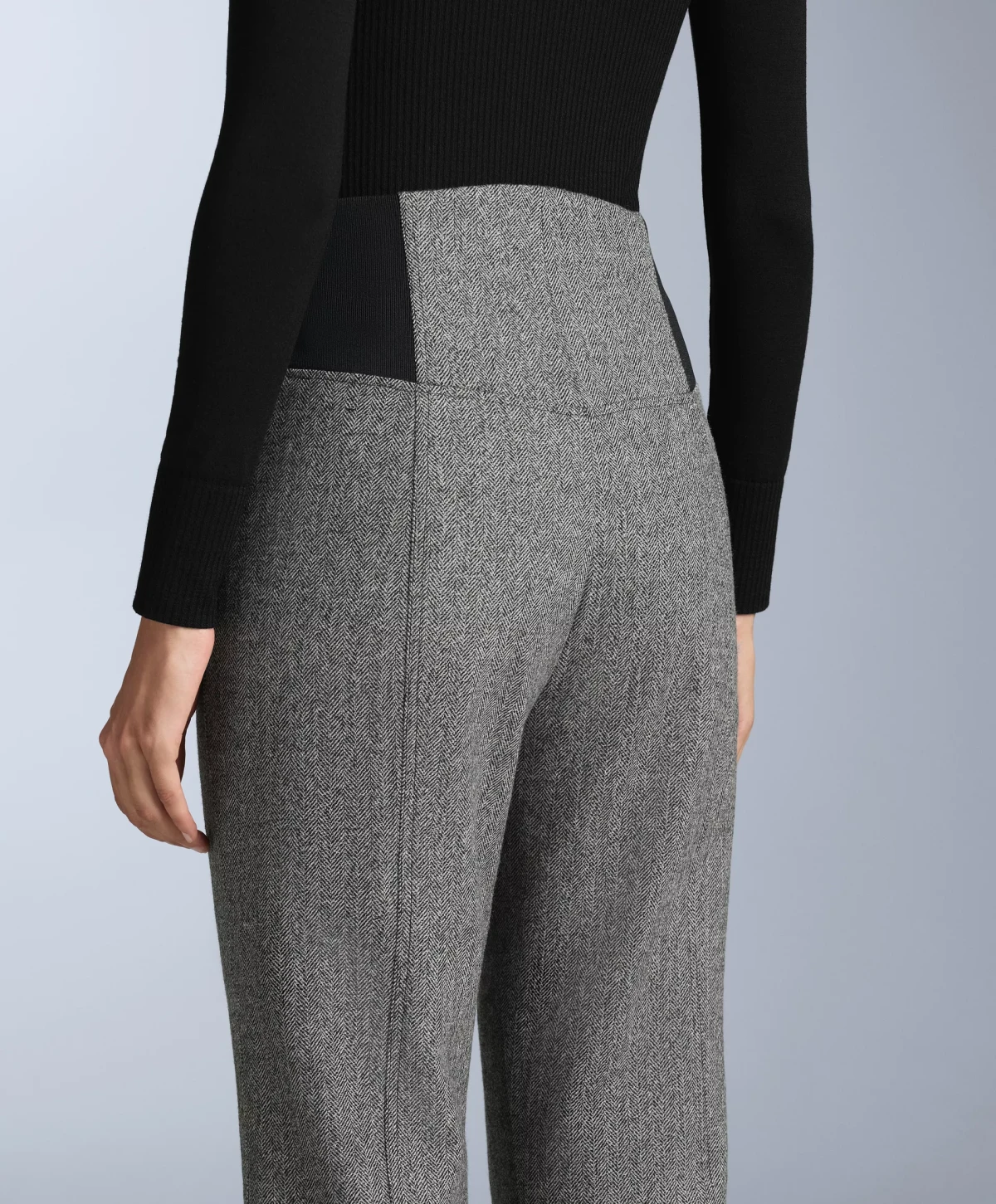 Sezona skijanja je u tijeku, a mi smo prona&scaron;li stylish skija&scaron;ko odijelo za manje od 300 eura