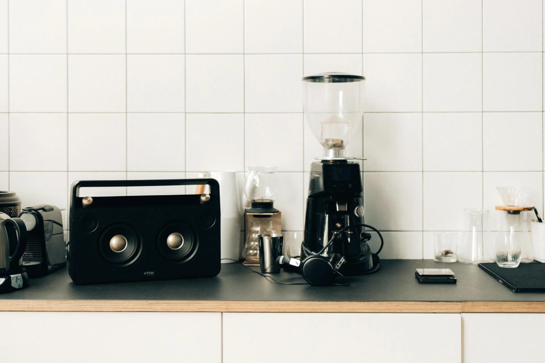 Mali kućanski uređaji koji će vam stvarno olak&scaron;ati svakodnevicu u 2026