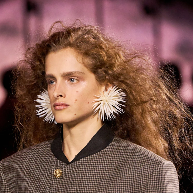 Trend &ldquo;mochi makeup&rdquo; obećava manje &scaron;minke, ali jo&scaron; vi&scaron;e sjaja