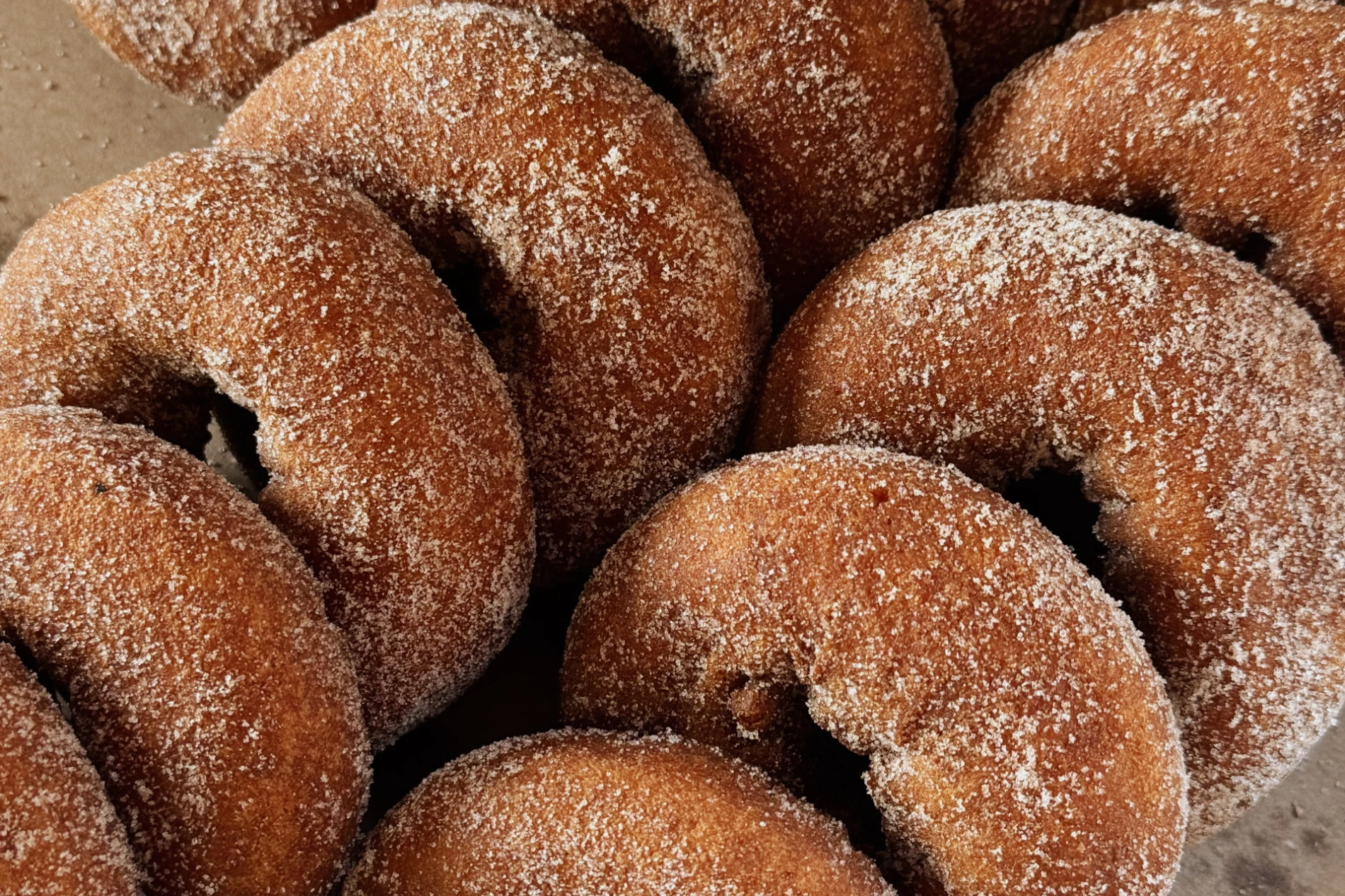 Sezona krafni je počela: Stiže nova cr&egrave;me br&ucirc;l&eacute;e krafna iz Bread Cluba