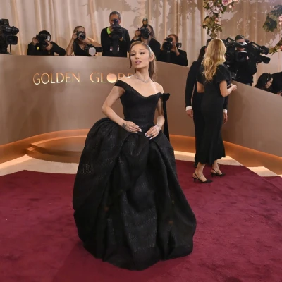 Ariana Grande promijenit će pravila igre u American Horror Storyju, kaže Evan Peters