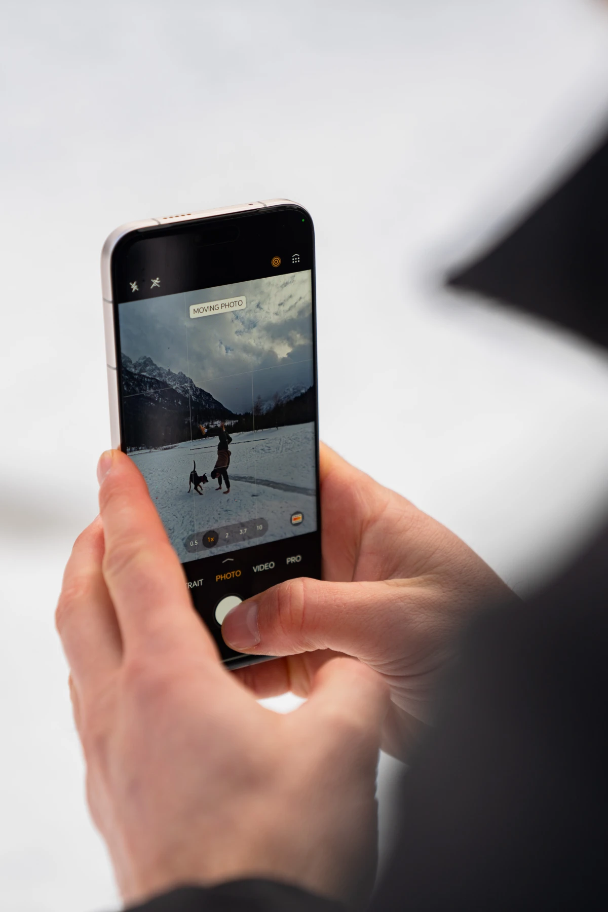 U Kranjskoj Gori predstavljeni moćni Magic8 Pro i ultra izdržljivi Magic8 Lite