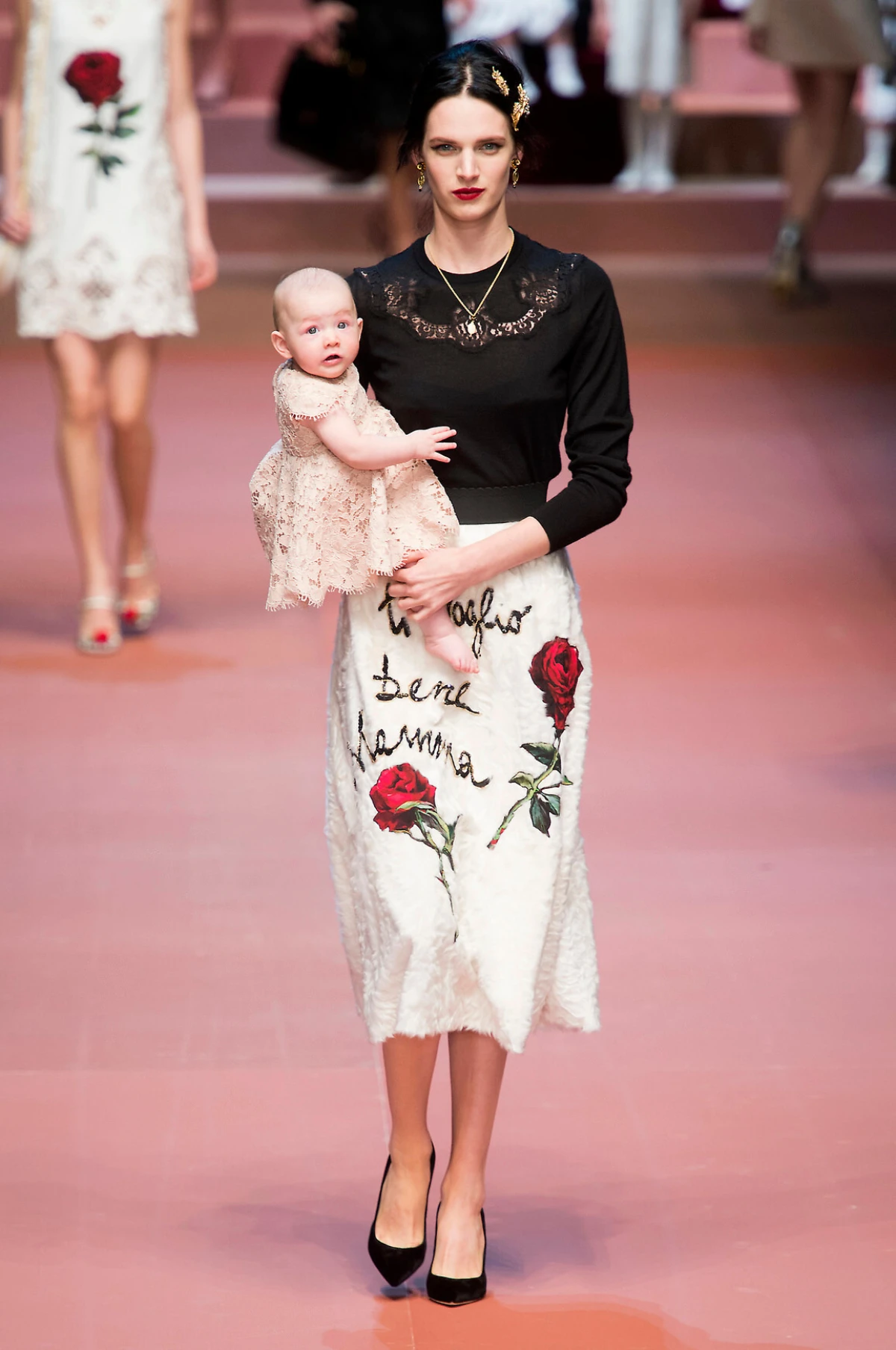 Pi&scaron;e Ivana Bodrožić: Njihove pjesme, tvoji snovi