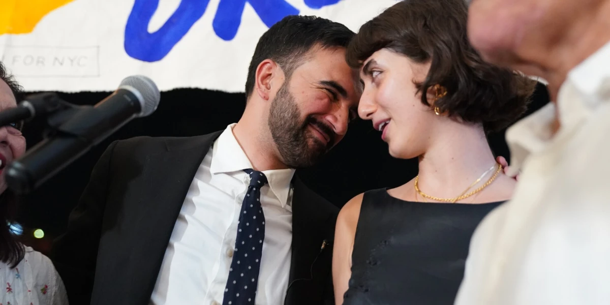 Ovo su poznati parovi koji su se upoznali putem dejting aplikacija