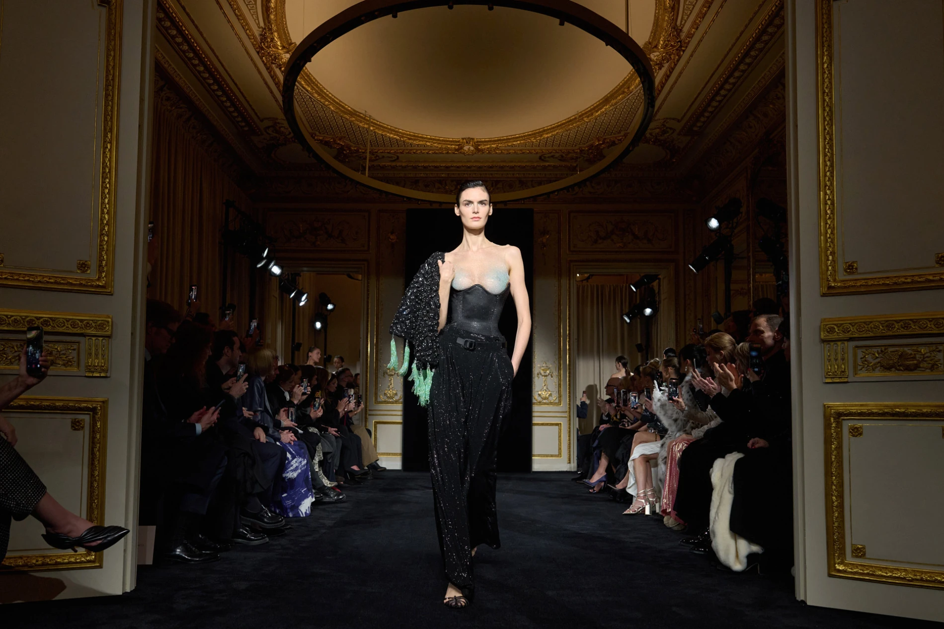 Armani Priv&eacute;: Vrijeme je stalo na pravom mjestu