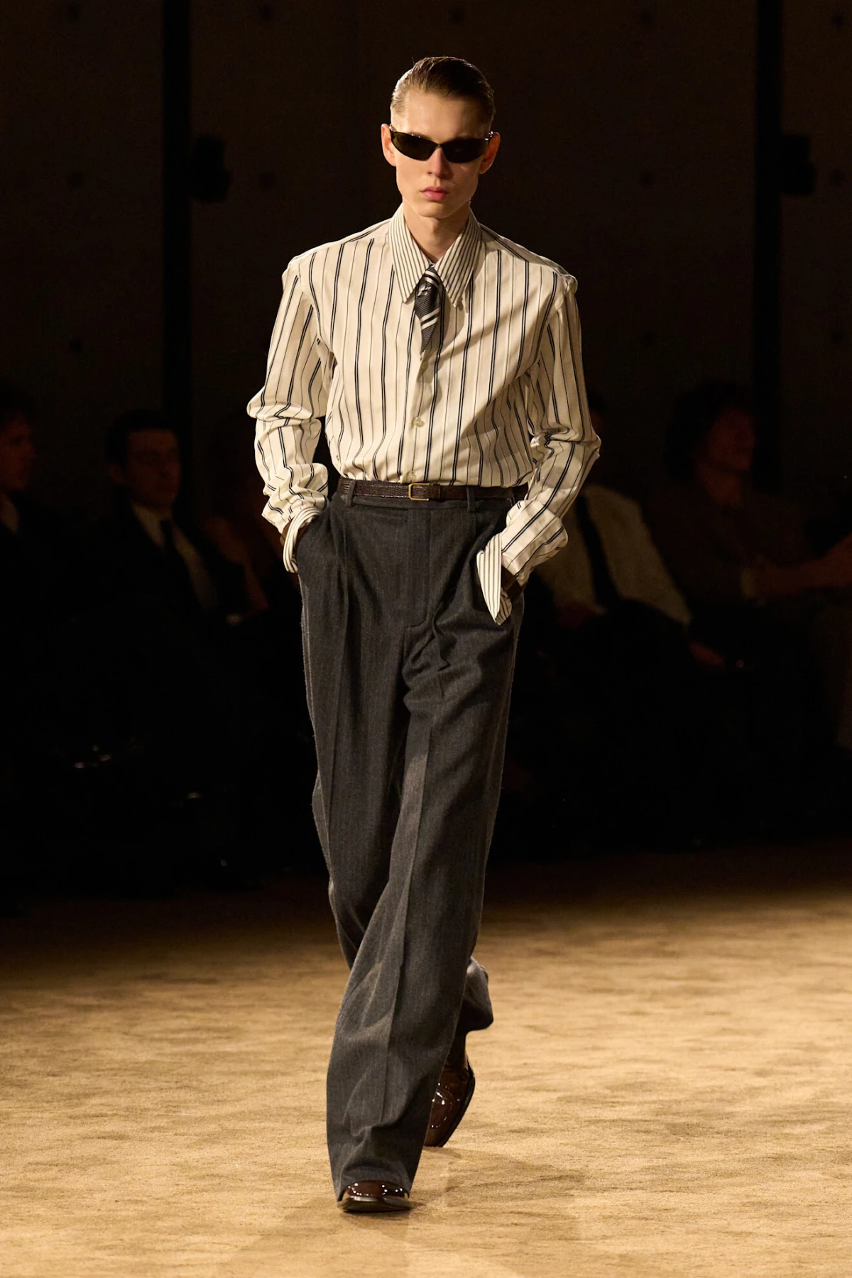 Saint Laurent nas novom kolekcijom priprema za sve rastanke u svitanje