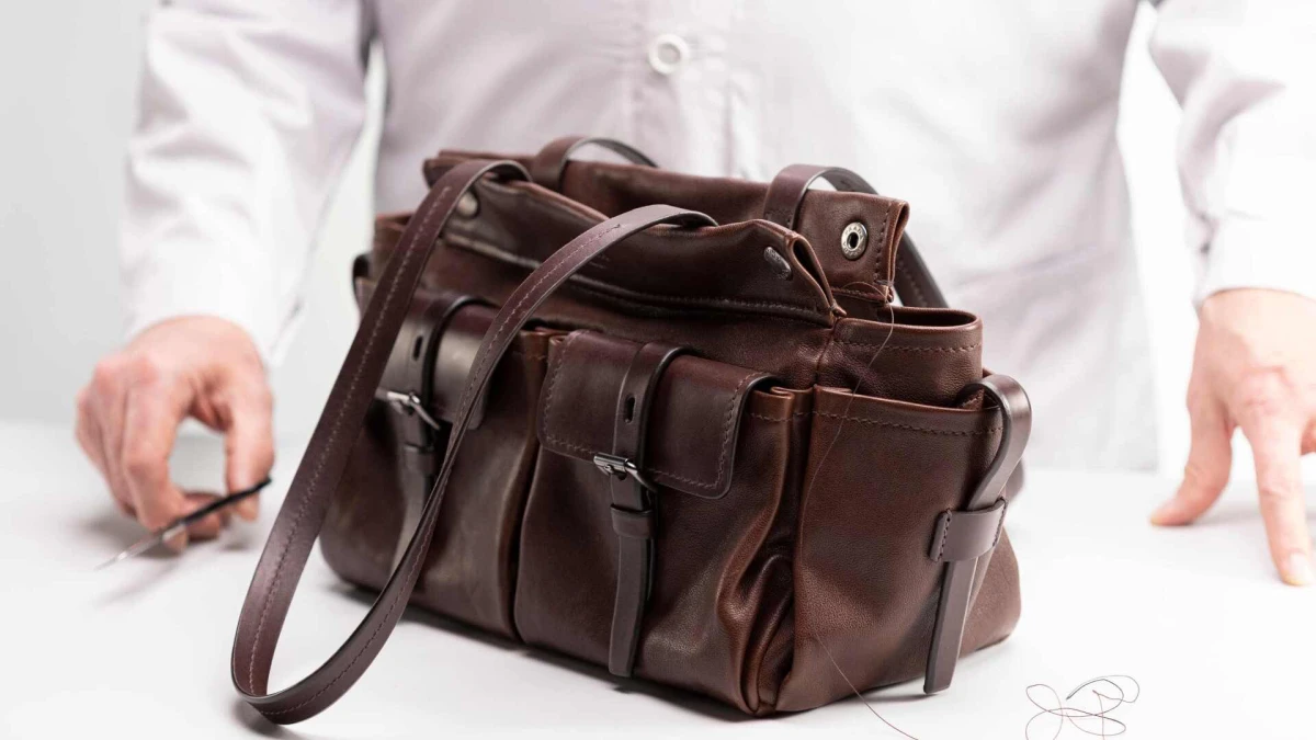 Elle Wishlist: Ova Prada torbica bi mogla postati najtraženiji proljetni dodatak