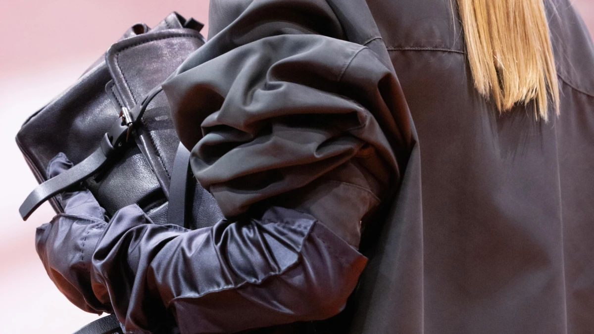 Elle Wishlist: Ova Prada torbica bi mogla postati najtraženiji proljetni dodatak