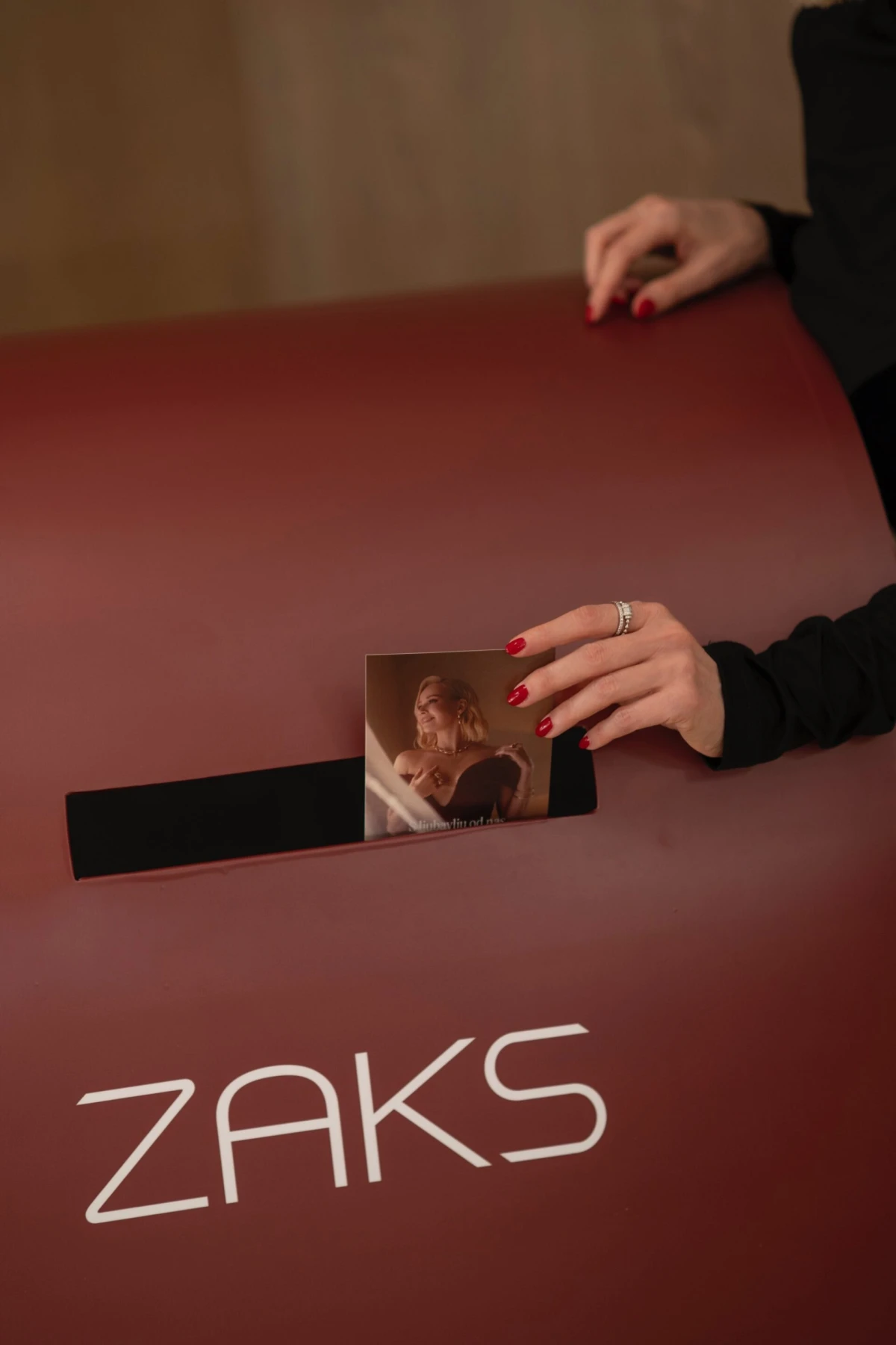 ZAKS otvorio novu poslovnicu uz nezaboravno druženje s Jelenom Rozgom