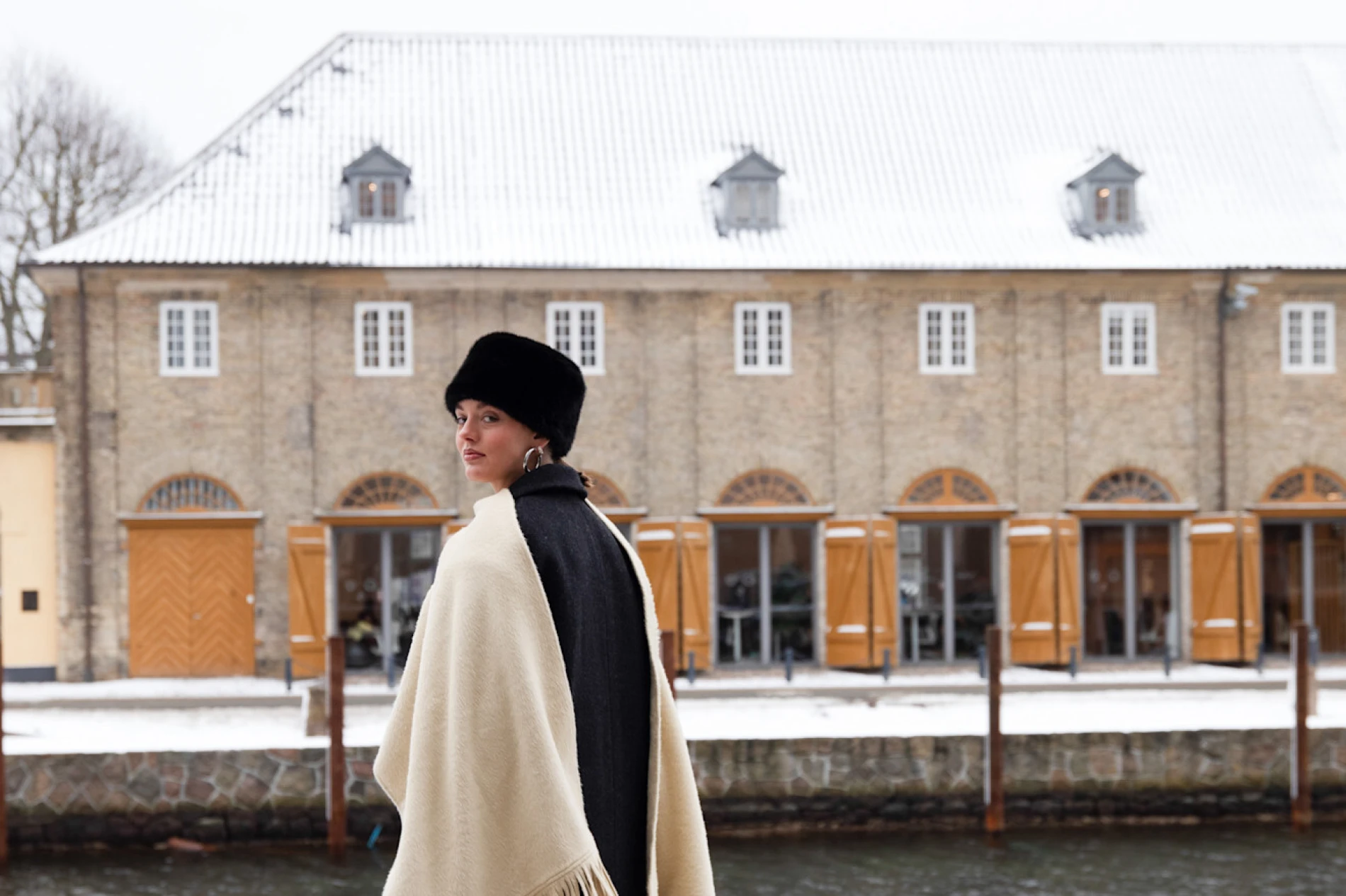3 vrste kapa i &scaron;e&scaron;ira koje volimo i nosimo tijekom zime, a nisu klasika na koju smo naviknuli